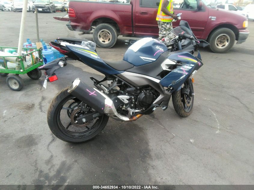 2022 KAWASAKI EX400 JKAEXKH12NDAG5788