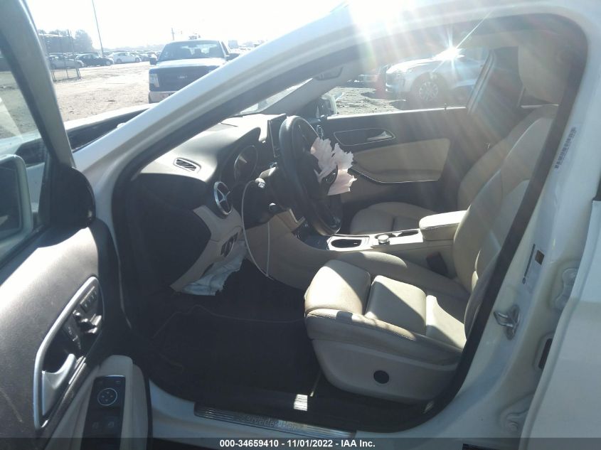 2017 MERCEDES-BENZ GLA 250 WDCTG4EB3HJ313036