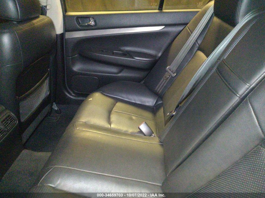 2015 INFINITI Q40 JN1CV6ARXFM651199