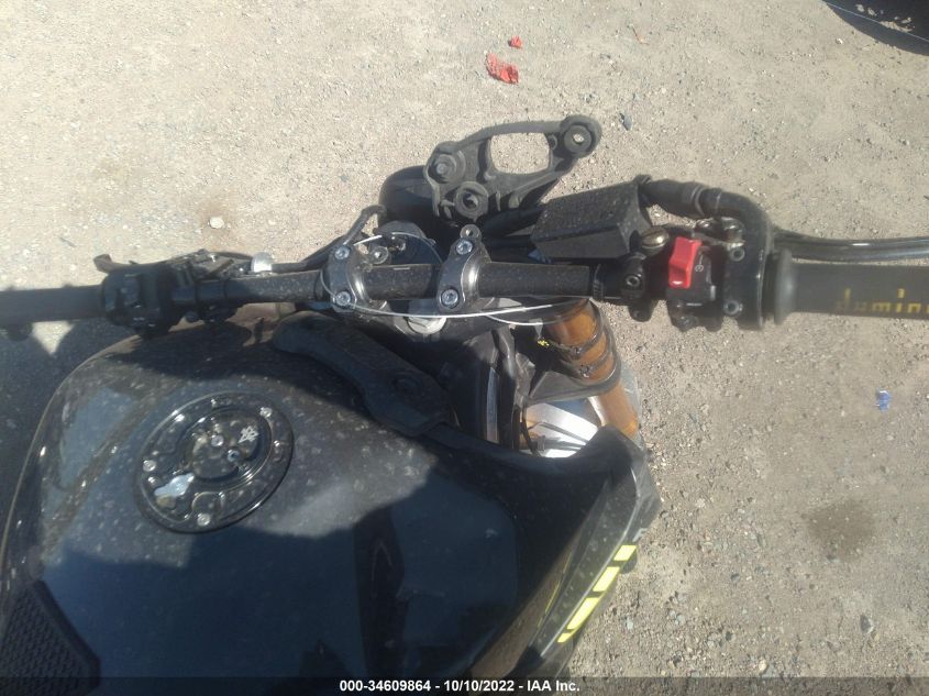 2017 YAMAHA FZ09 C JYARN53Y8HA000272