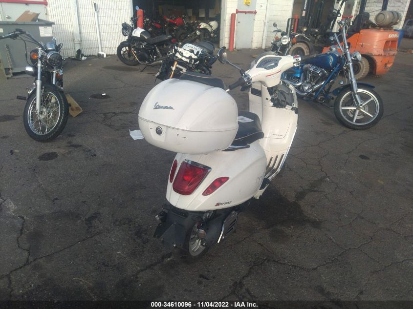2015 VESPA SPRINT 150 3V ZAPM818G8F5400531