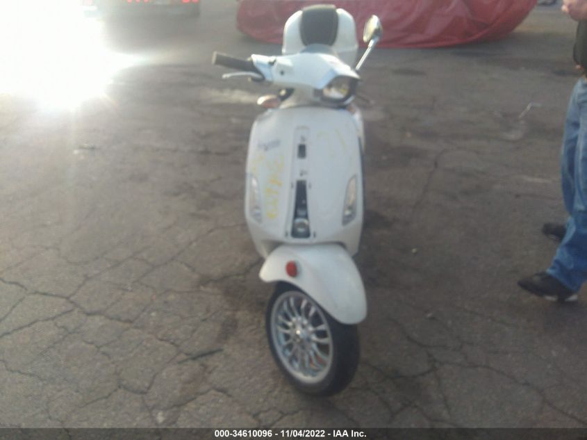 2015 VESPA SPRINT 150 3V ZAPM818G8F5400531
