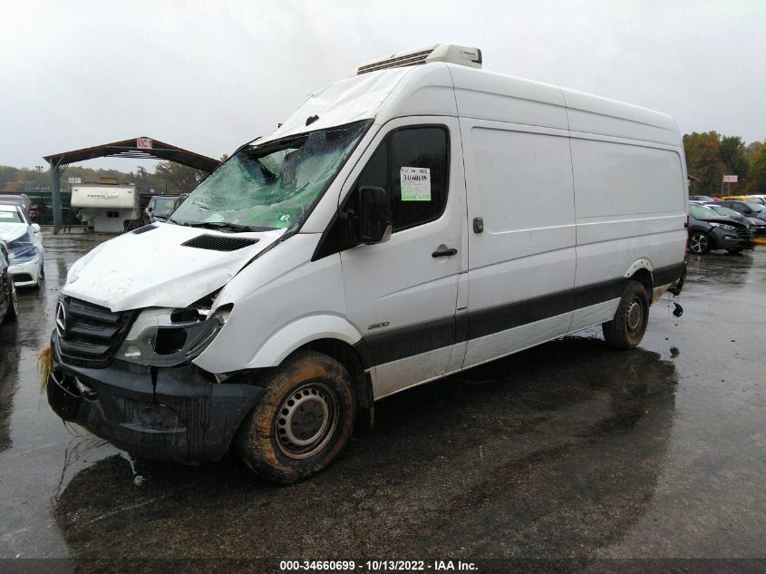 2015 MERCEDES-BENZ SPRINTER CARGO VANS WD3PE8CC4F5999393