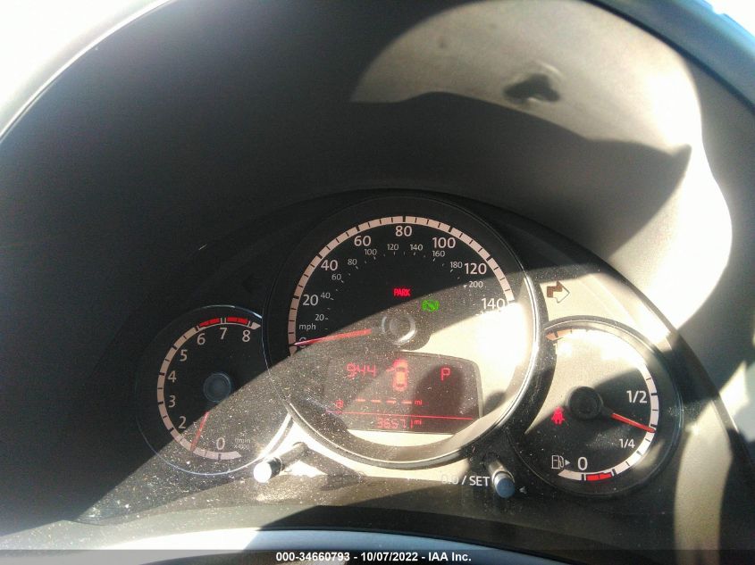 2013 VOLKSWAGEN BEETLE CONVERTIBLE 2.5L 3VW5P7AT2DM818834