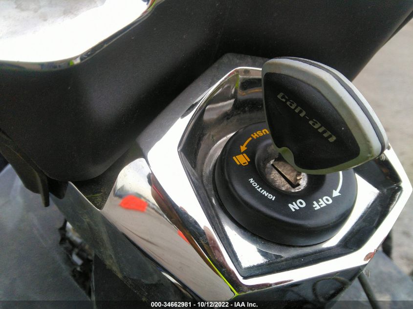 2010 CAN-AM SPYDER ROADSTER RT 2BXJBLC16AV001236