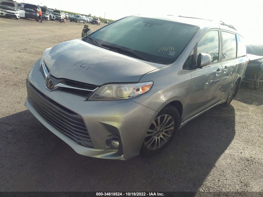 VIN 5TDYZ3DC8LS072306 2020 TOYOTA SIENNA XLE AUTO ACCESS