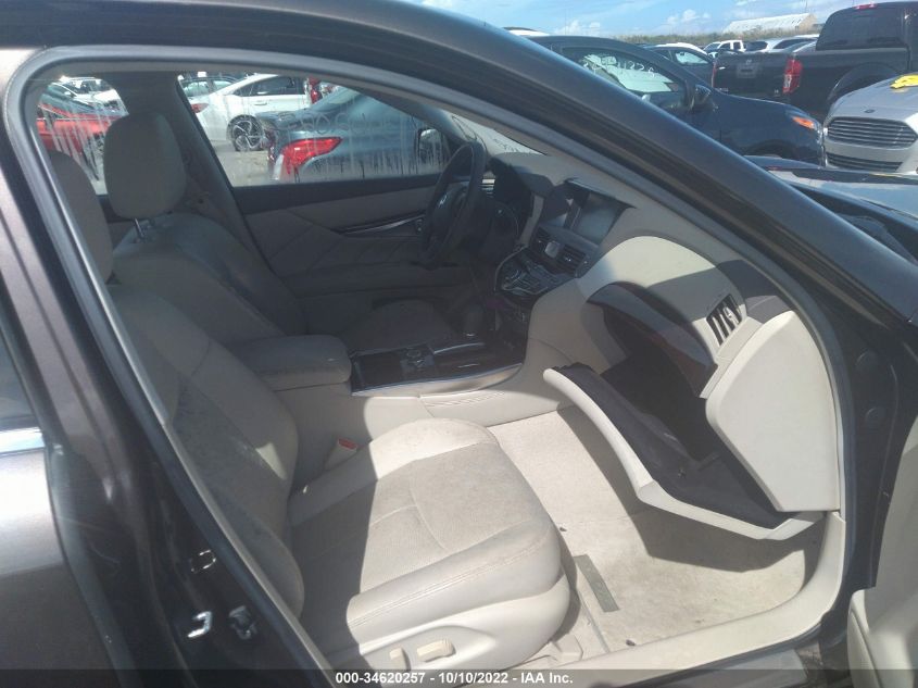 2015 INFINITI Q70L JN1BY1PP3FM600736