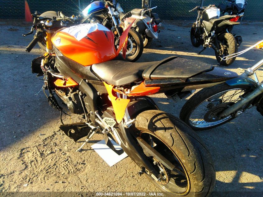 2009 YAMAHA YZFR6 JYARJ16E39A017228