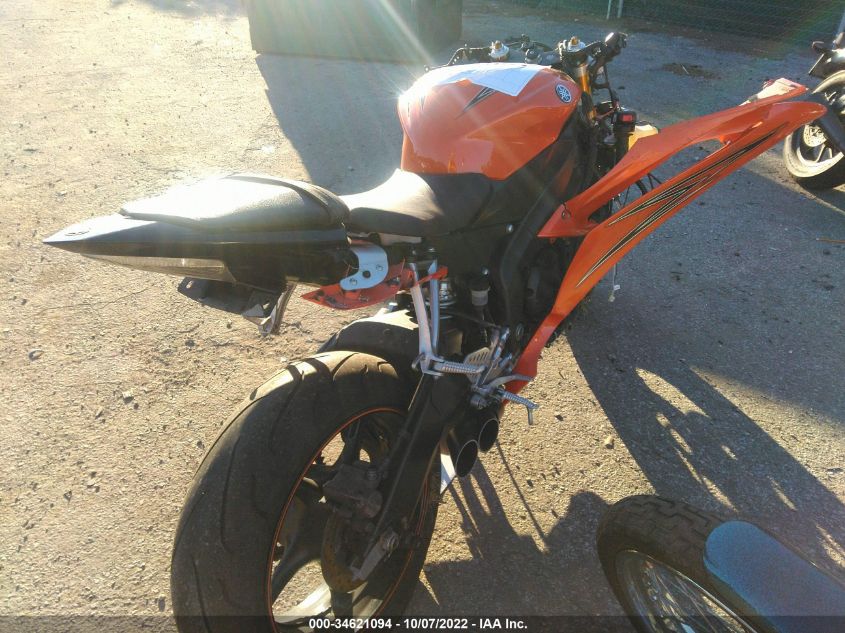 2009 YAMAHA YZFR6 JYARJ16E39A017228