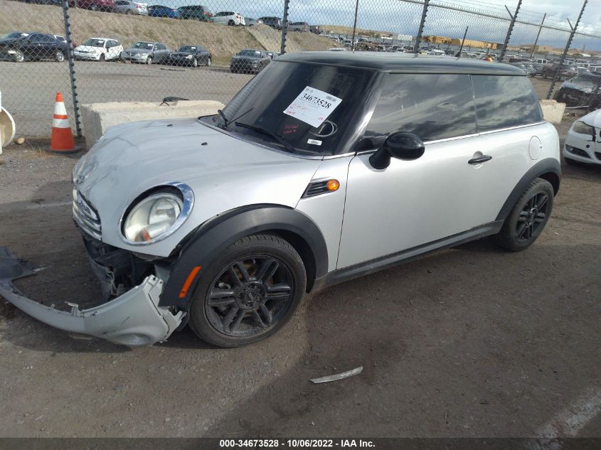 2013 MINI COOPER HARDTOP WMWSU3C52DT373631