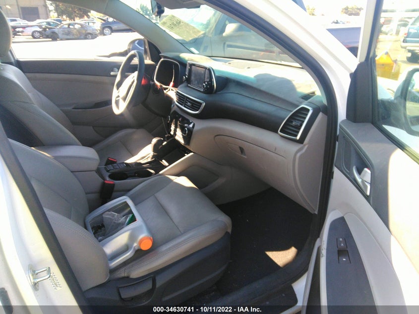 VIN KM8J33AL4LU260447 2020 HYUNDAI TUCSON SEL