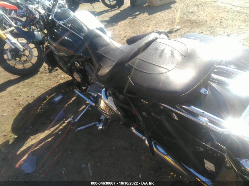 2006 HARLEY-DAVIDSON FLHTCUSE 1HD1PRE176Y955683