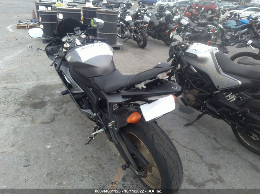 2014 YAMAHA YZFR6 C JYARJ16Y5EA007790