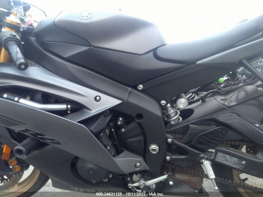 2014 YAMAHA YZFR6 C JYARJ16Y5EA007790