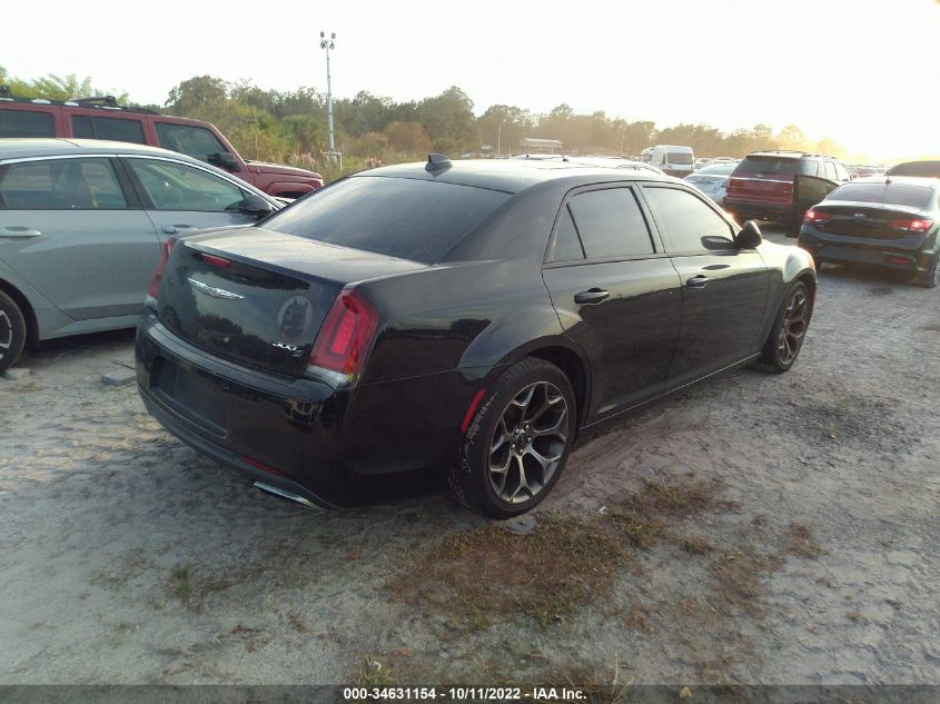 VIN 2C3CCABG9FH830439 2015 CHRYSLER 300 no.4