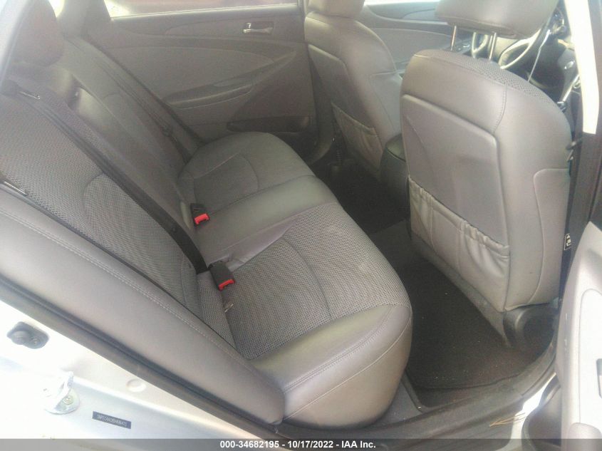 2013 HYUNDAI SONATA SE 5NPEC4AC8DH686472