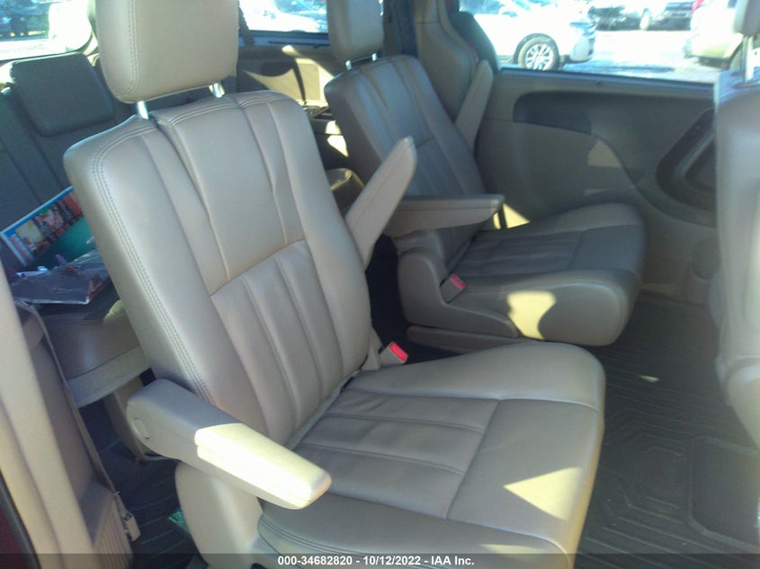 2014 CHRYSLER TOWN & COUNTRY VIN: 2C4RC1BG8ER461135