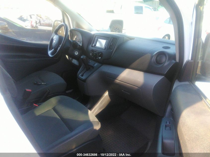 2015 NISSAN NV200 SV 3N6CM0KN1FK709142