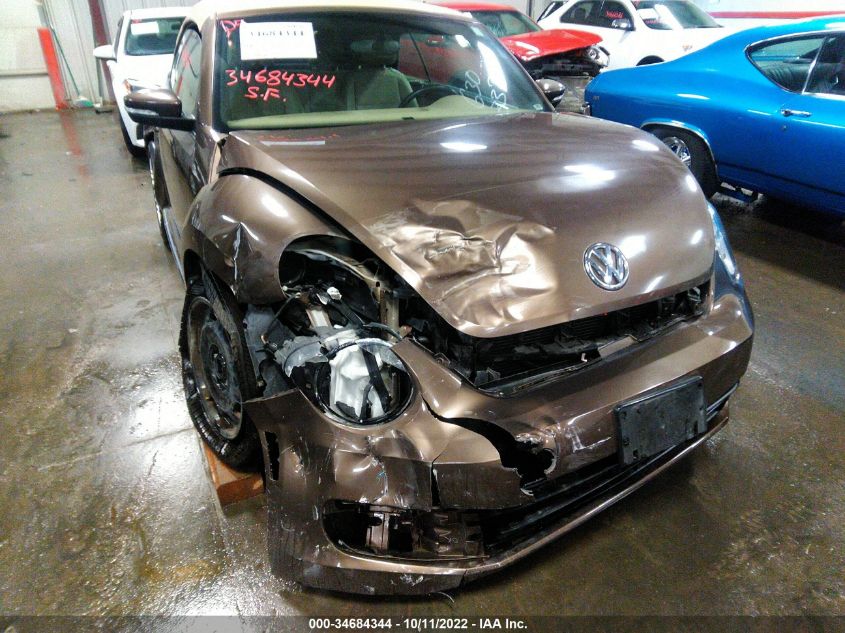 2013 VOLKSWAGEN BEETLE CONVERTIBLE 2.5L 3VW5X7AT9DM829989