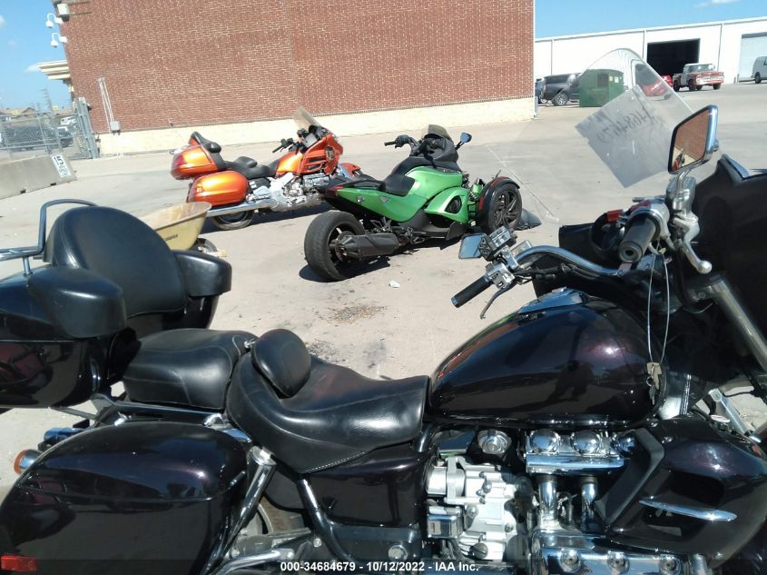 2000 HONDA GL1500 CF 1HFSC4103YA102300