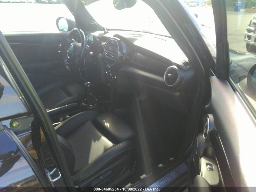 2015 MINI COOPER HARDTOP 4 DOOR S WMWXU3C55F2B62201