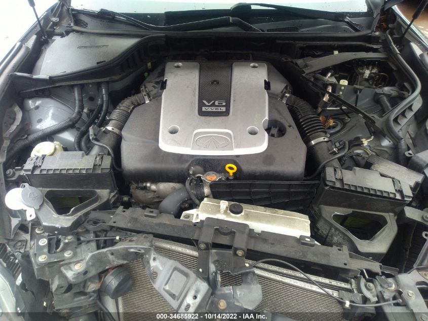 2015 INFINITI Q70 JN1BY1AR3FM561012