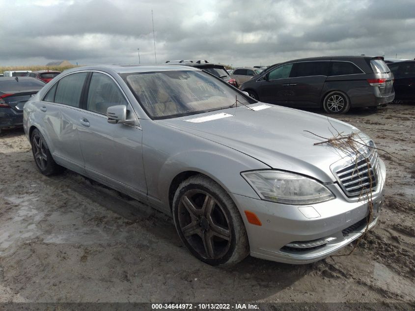 2013 MERCEDES-BENZ S-CLASS S550 - WDDNG7DB1DA521532