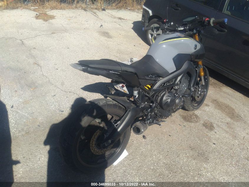 2015 YAMAHA FZ09 JYARN33E3FA006133