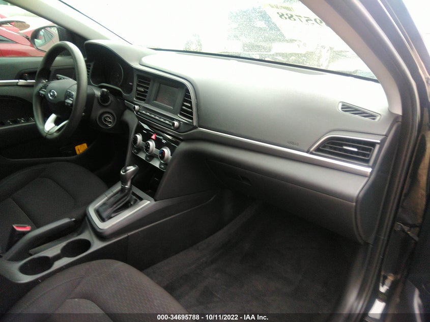 VIN KMHD74LF7KU840708 2019 HYUNDAI ELANTRA SE