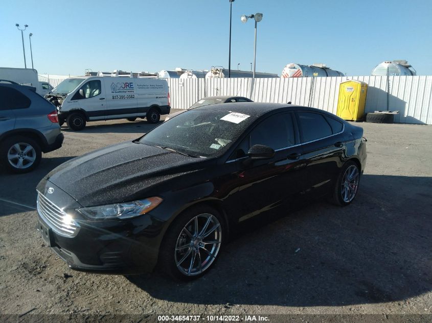 3FA6P0HD2LR261735 2020 FORD FUSION, photo no. 2