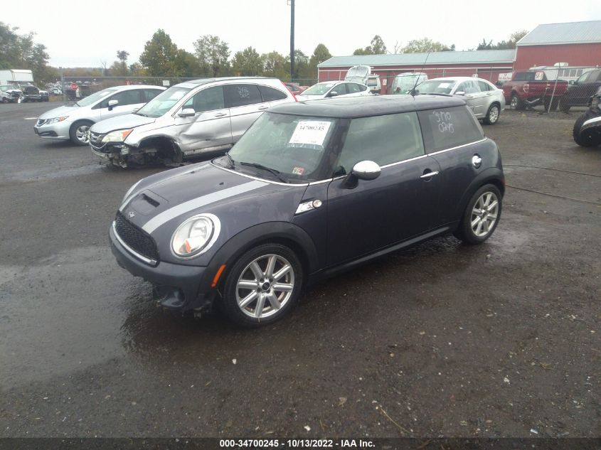 2013 MINI COOPER HARDTOP S WMWSV3C57DT479375