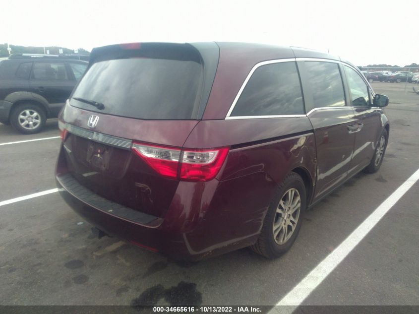 VIN 5FNRL5H49DB027465 2013 HONDA ODYSSEY no.4