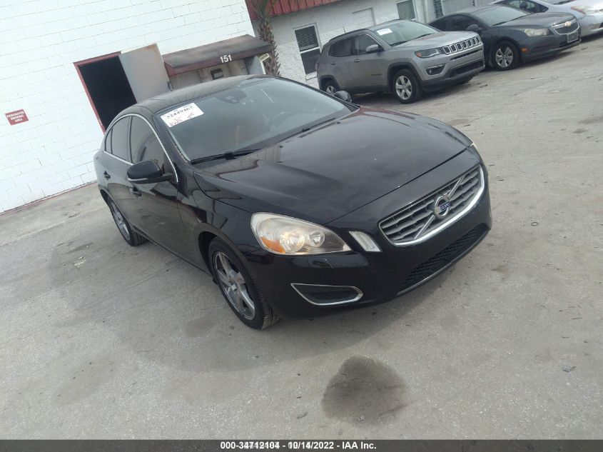 2013 VOLVO S60 T5 YV1612FS5D1219056