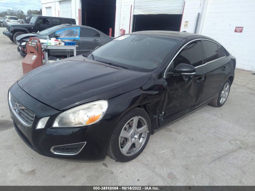 2013 VOLVO S60 T5 YV1612FS5D1219056