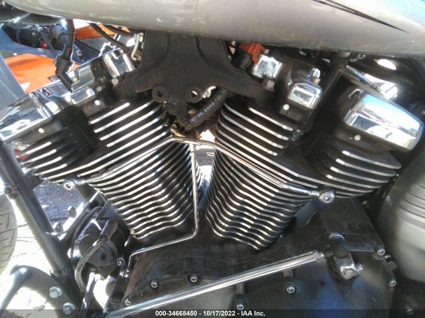 2012 YAMAHA XV1900 CU JYAVP27E9CA015458