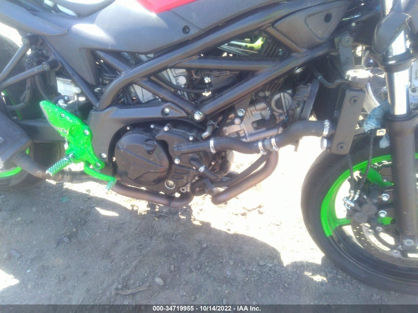 VIN JS1VP55B7H2100888 2017 SUZUKI SV650 A