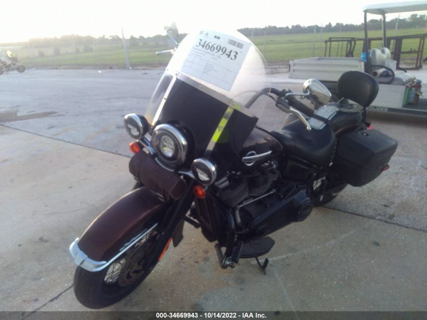 2019 HARLEY-DAVIDSON FLHCS 1HD1YBK29KB025413