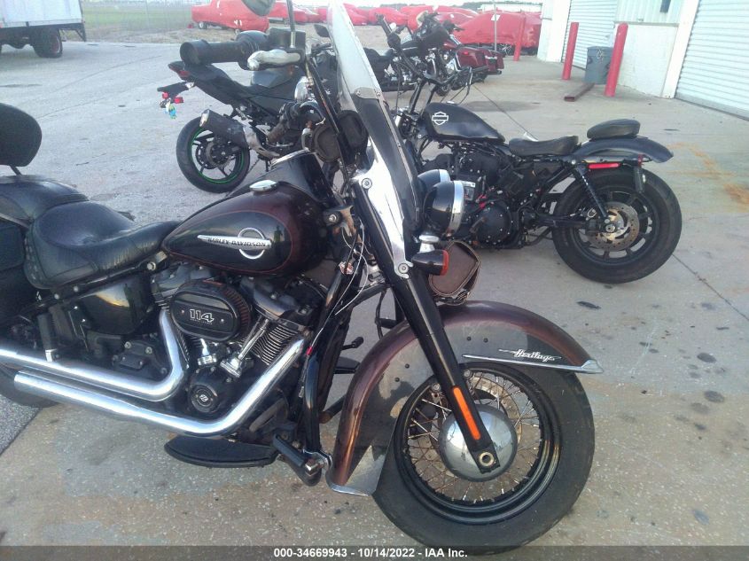2019 HARLEY-DAVIDSON FLHCS 1HD1YBK29KB025413