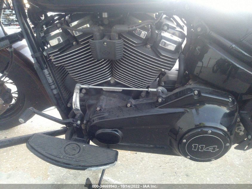 2019 HARLEY-DAVIDSON FLHCS 1HD1YBK29KB025413