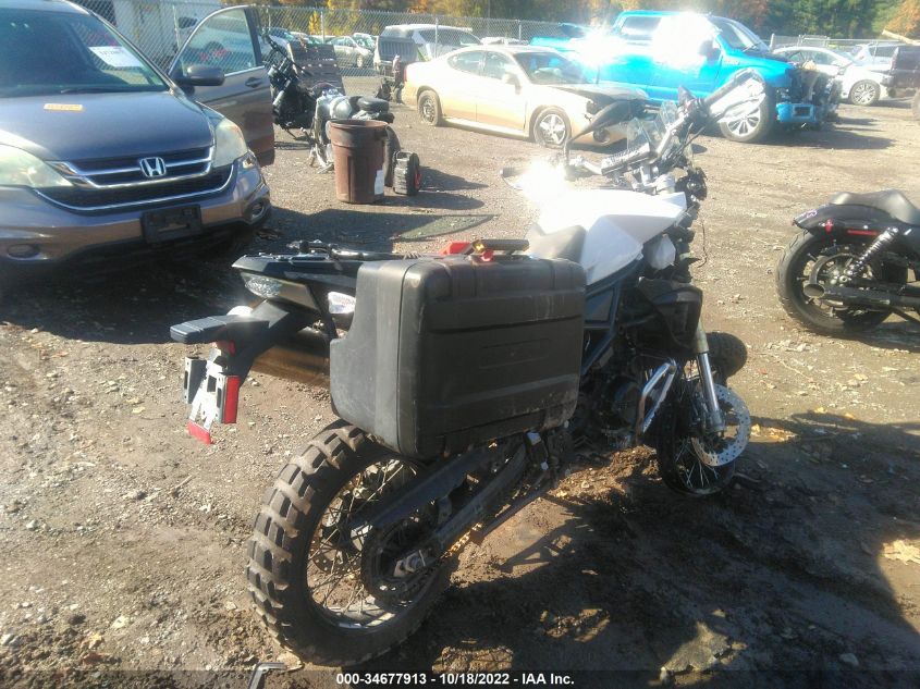 2015 BMW F800 GS WB10B1204FZL07461