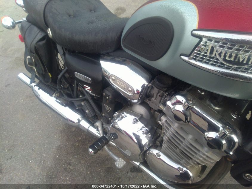 2001 TRIUMPH MOTORCYCLE THUNDERBIRD SMT395DJX1J117097
