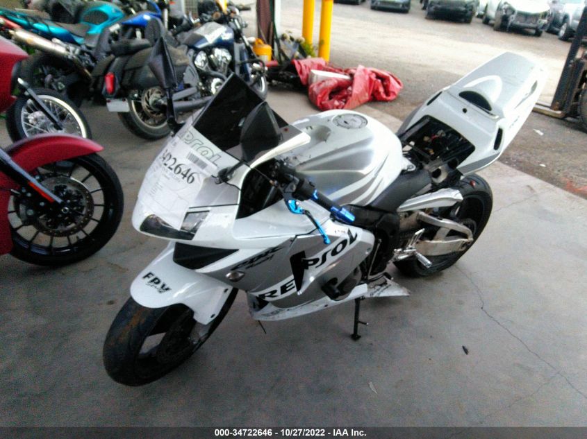 2003 HONDA CBR600 RR JH2PC370X3M000606