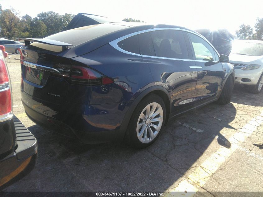 5YJXCDE21KF186806 Tesla Model X 2019. Фото: 3