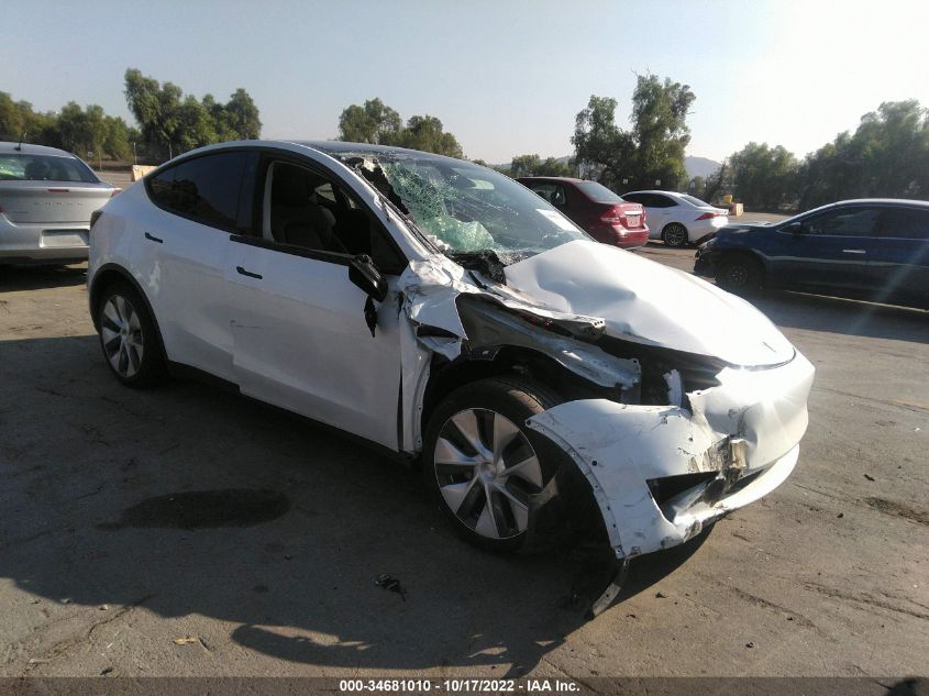 5YJYGDED9MF133204 TESLA MODEL Y STANDARD RANGE 2021