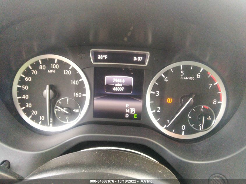 2017 INFINITI QX30 PREMIUM SJKCH5CR2HA031461