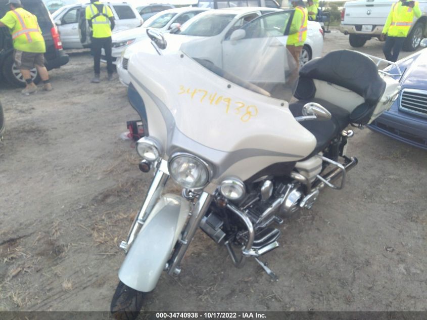 2008 HARLEY-DAVIDSON FLHTCUSE3 1HD1PR8148Y951704
