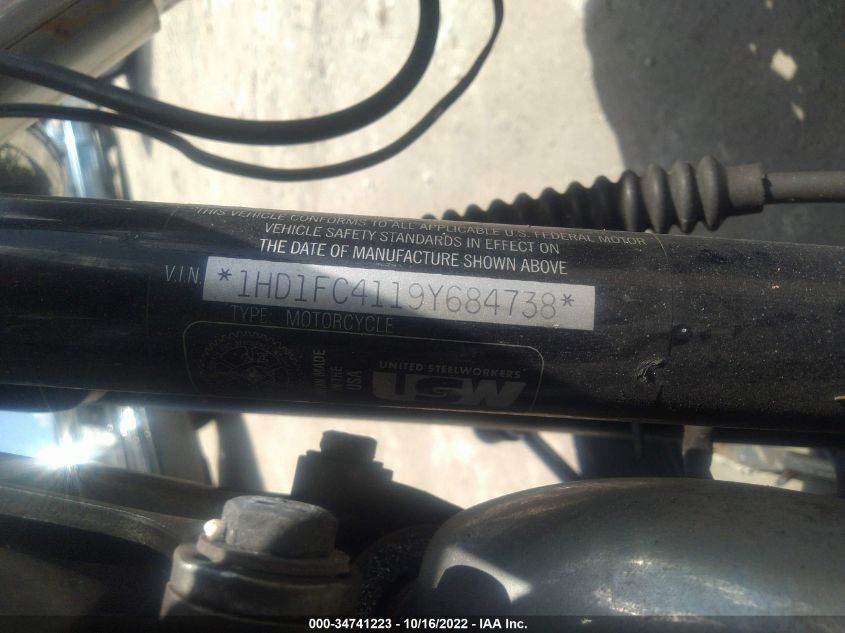 2009 HARLEY-DAVIDSON FLHTCU 1HD1FC4119Y684738