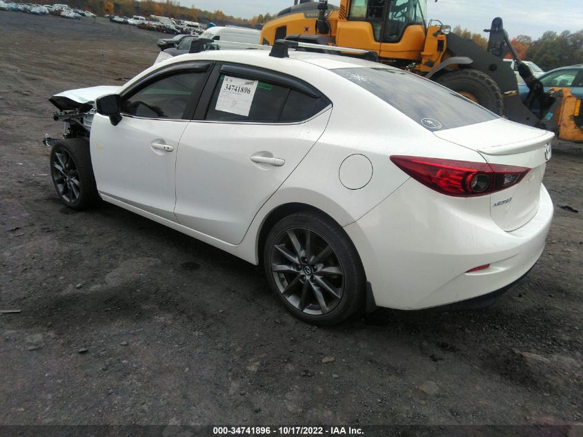 2018 MAZDA MAZDA3 4-DOOR TOURING 3MZBN1V39JM228514