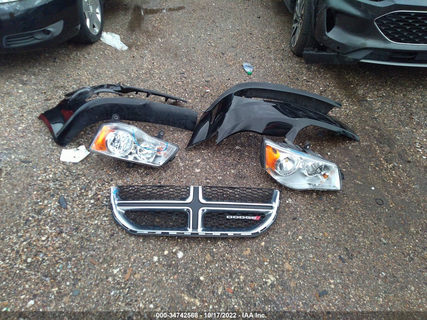 VIN 2C4RDGCG0LR194715 2020 DODGE GRAND CARAVAN SXT