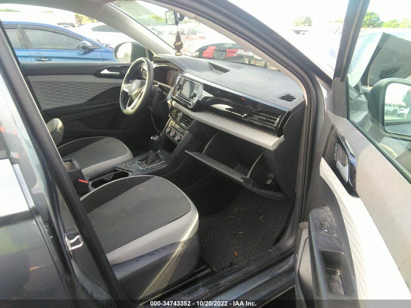 VIN 3VVCX7B23NM025805 2022 VOLKSWAGEN TAOS S